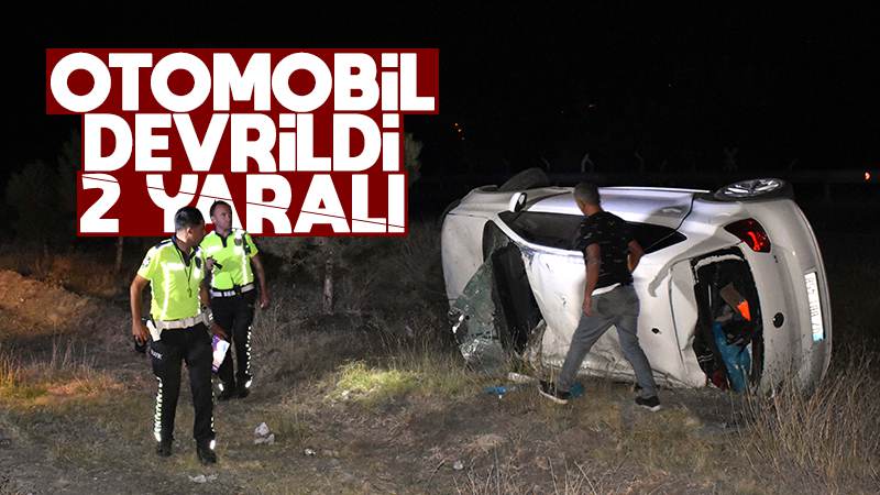 Kırıkkale'de devrilen otomobildeki 2 kişi yaralandı