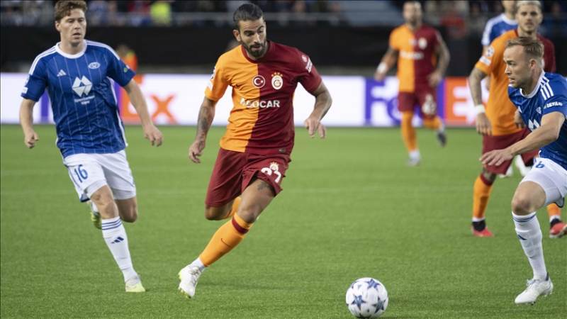 Galatasaray, son dakika golüyle tur kapısını araladı