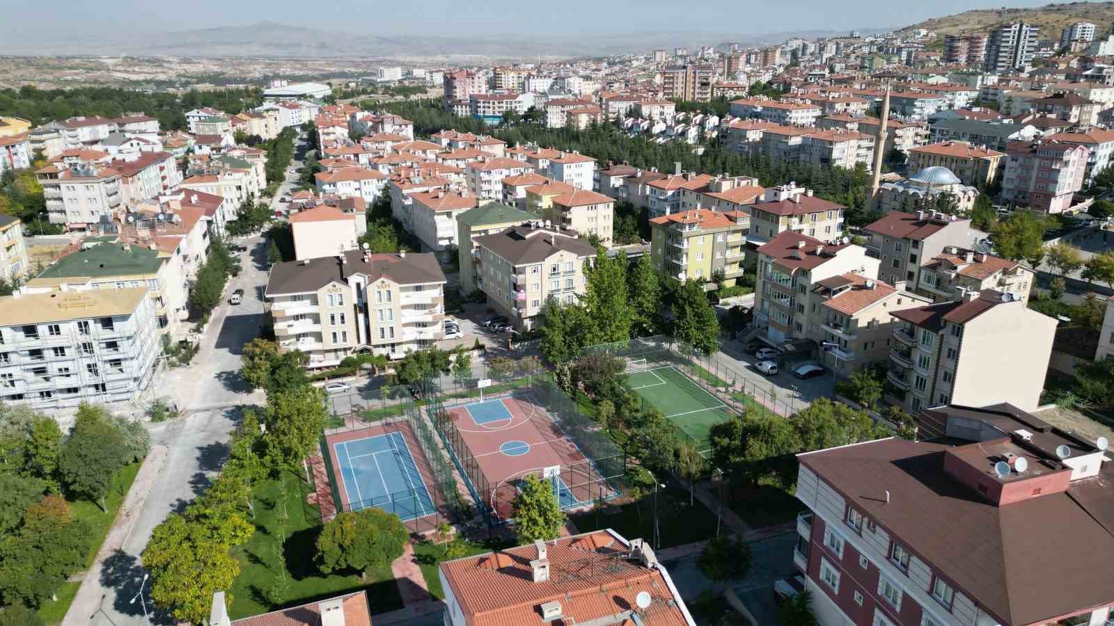 Nevşehir'de 14 parka, 20 semt sahası yapıldı