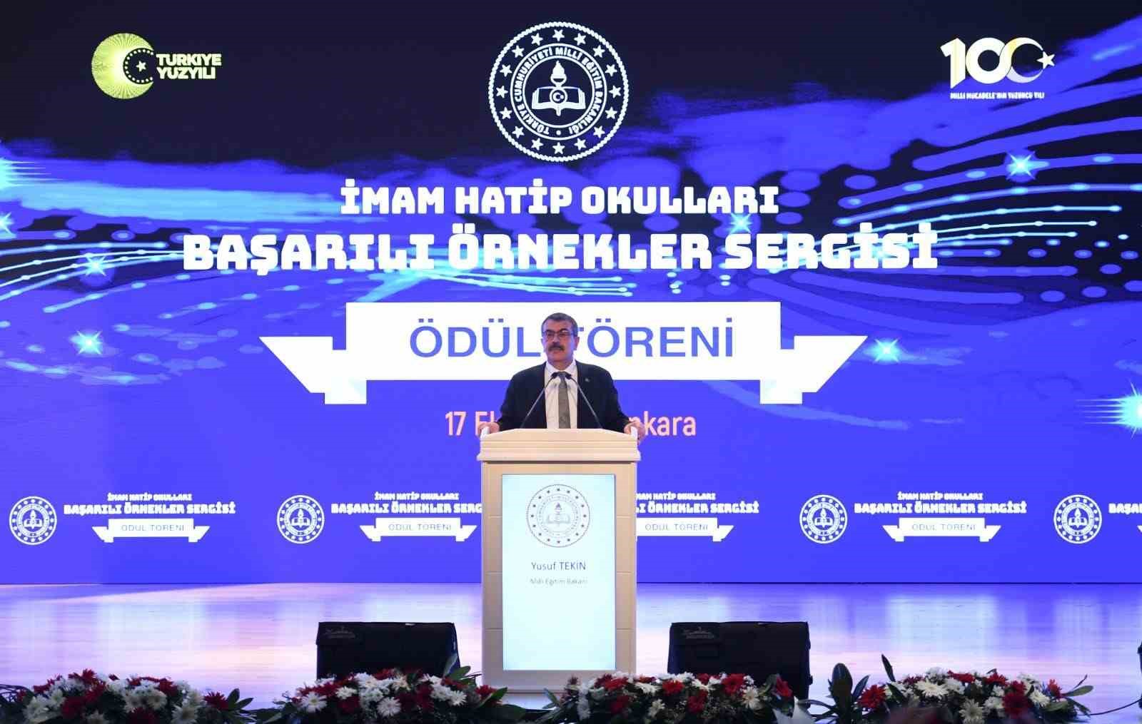 Bakan Tekin: "Çocuklarımızın önce ana dilini, ana dil becerilerini geliştirmelerini arzu ediyoruz"