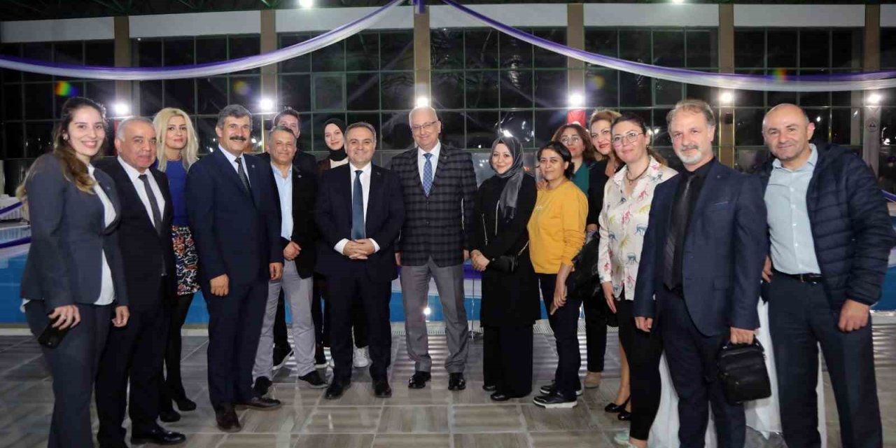 Rektör-idari personel buluşması gerçekleşti
