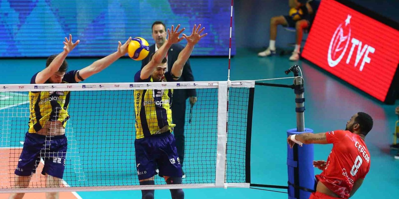 AXA Sigorta Efeler Ligi: Fenerbahçe: 3 - Develi Belediyespor: 0