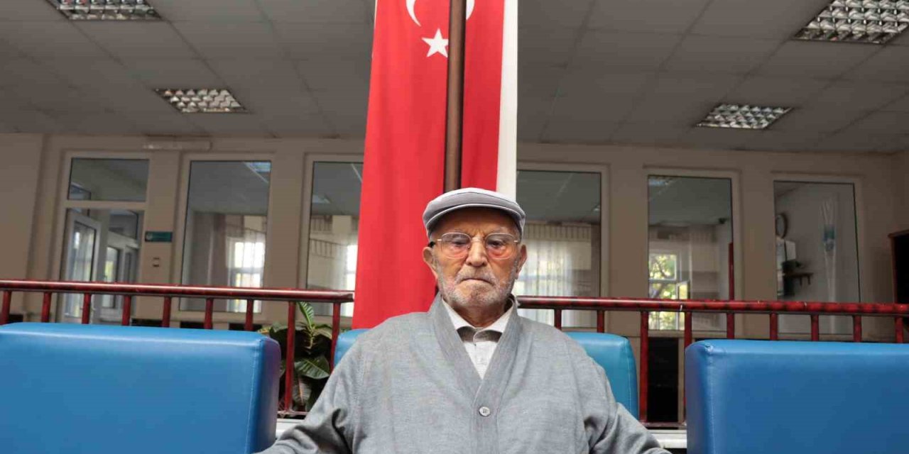 Bu dede Cumhuriyet ile aynı yaşta