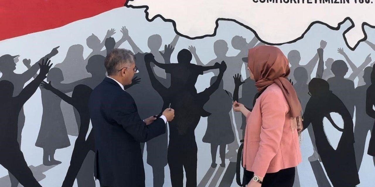 Yüzyılın Renkleri Niğde Cullaz Sokak’ta yer aldı