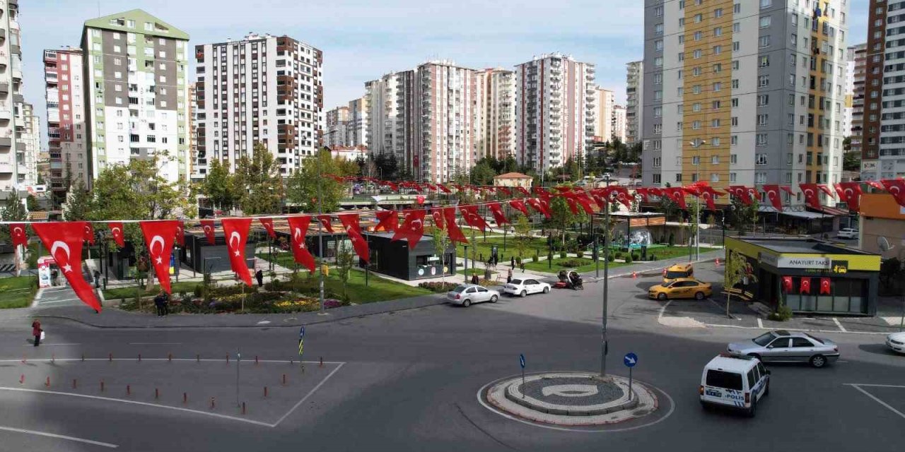 Kayseri Talas’ta yer gök kırmızı beyaz