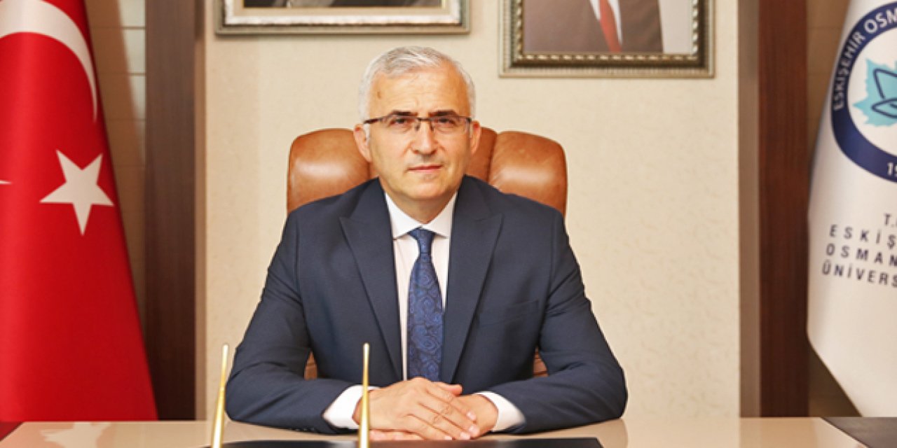 ESOGÜ Rektörü Prof. Dr. Kamil Çolak’ın 29 Ekim Cumhuriyet Bayramı mesajı