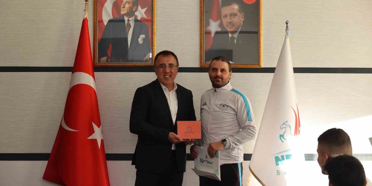 Nevşehir'de başarılı sporcular ödüllendirildi