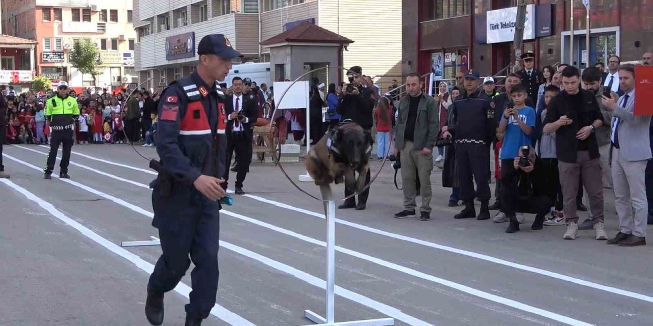 Kırıkkale’de Cumhuriyet’in 100. yılı kutlandı