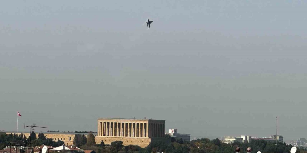 SOLOTÜRK Anıtkabir semalarında