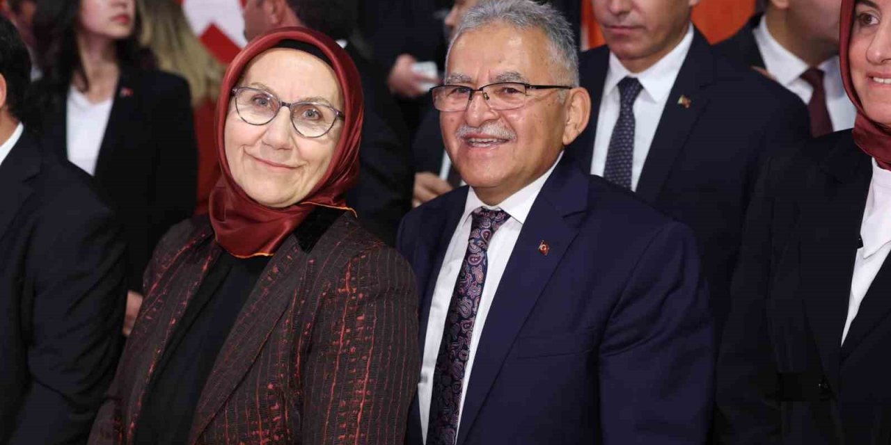 Başkan Büyükkılıç: "Eserlerimizle taçlandırarak birlik, beraberlik anlayışı içerisinde yola devam"