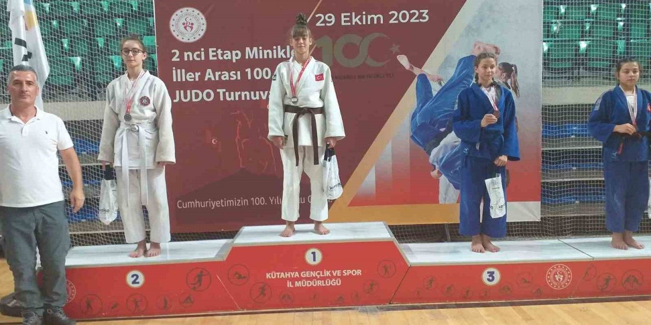 Eskişehir’e 100. Yıl Judo Turnuvası’ndan 3 madalya