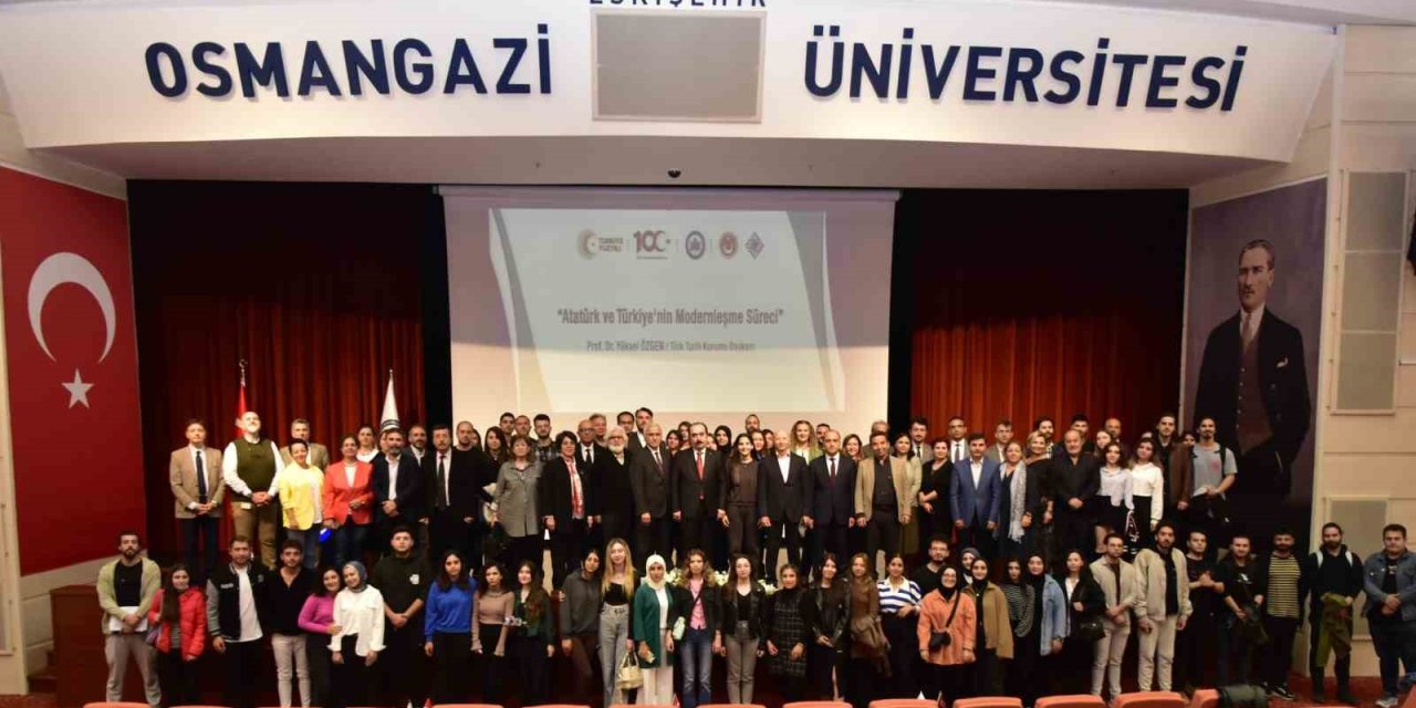 Türk Tarih Kurumu Başkanı Prof. Dr. Yüksel Özgen ESOGÜ’de öğrenci ve akademisyenlerle buluştu