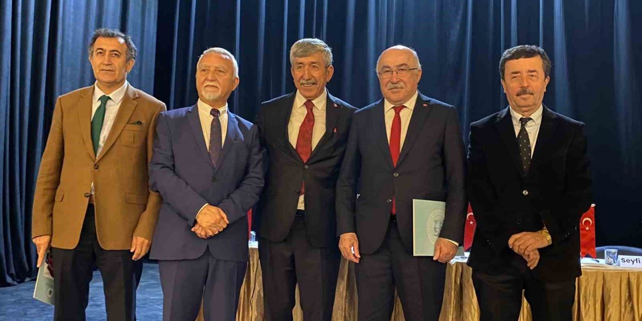 ’Cumhuriyetimizin İlk Yüzyılı Bilgi Şöleni’ toplantısı yapıldı