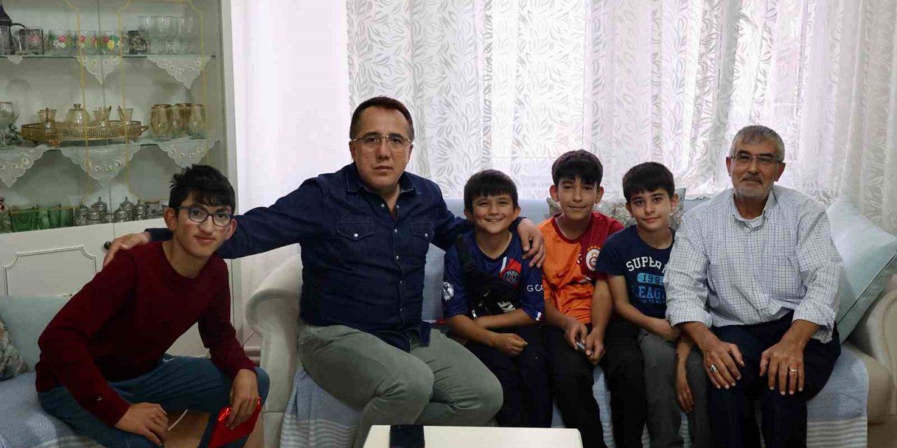 Başkan Savran ev ziyaretlerine devam ediyor