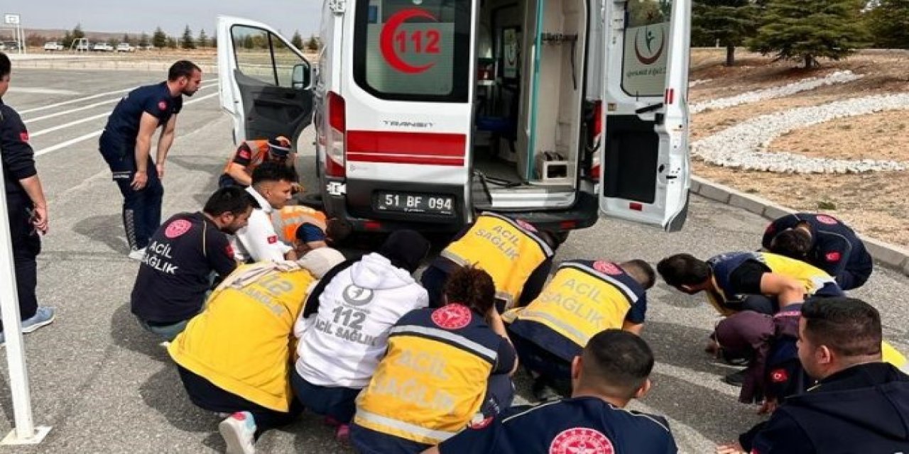 Niğde’de Uygulamalı Ambulans Sürüş Güvenliği Eğitimi Verildi