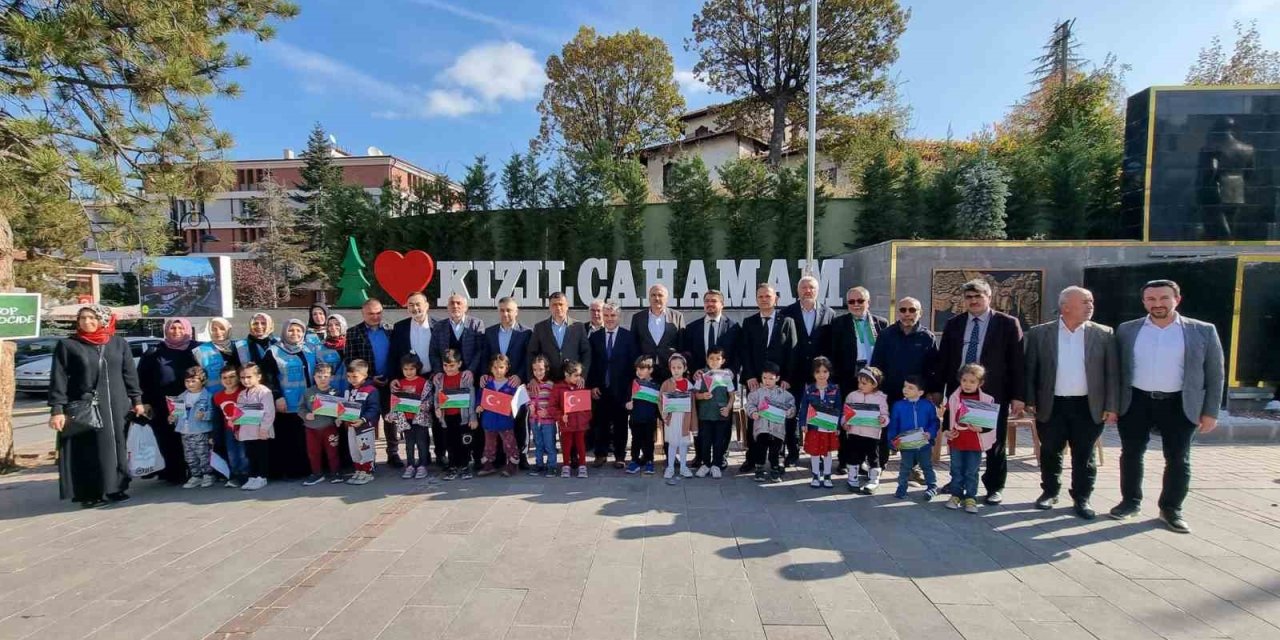 Kızılcahamam’da Filistin için yardım kampanyası düzenlendi