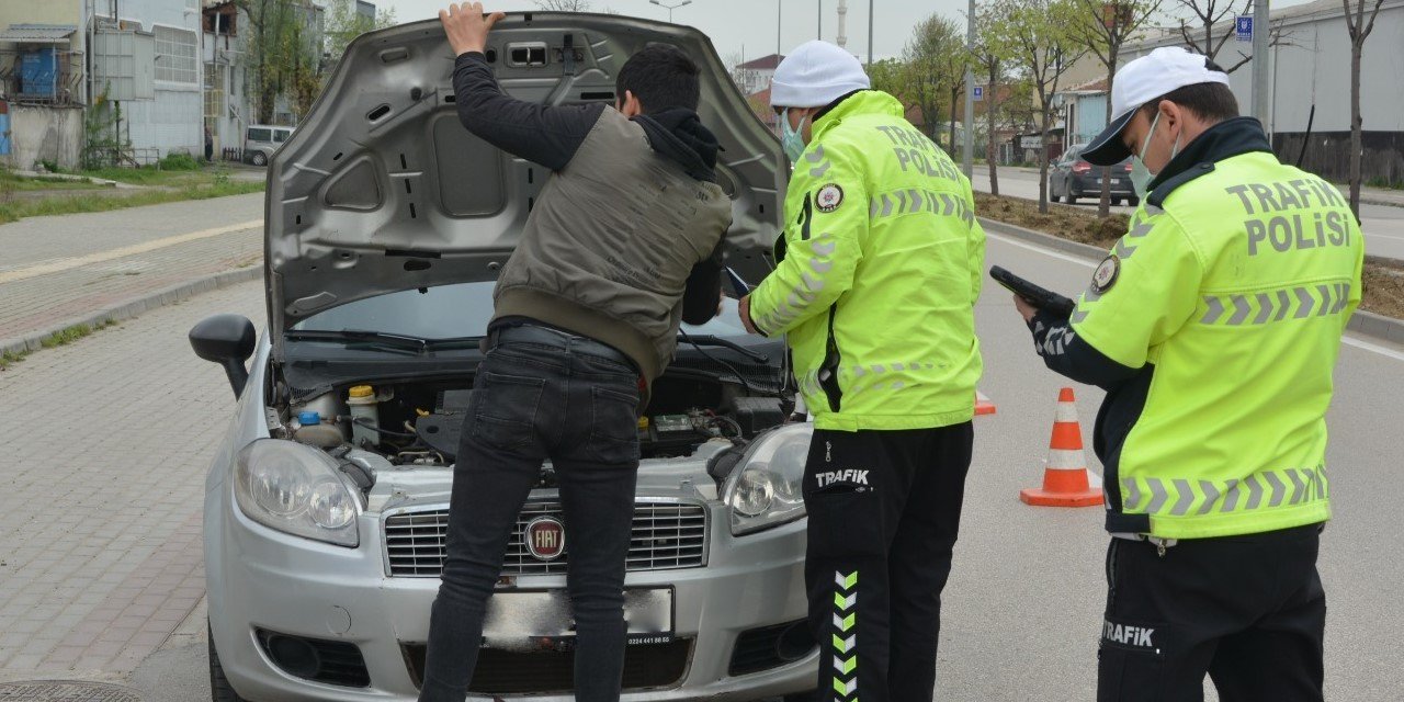 Emniyet sahte plakalar için alarma geçti!