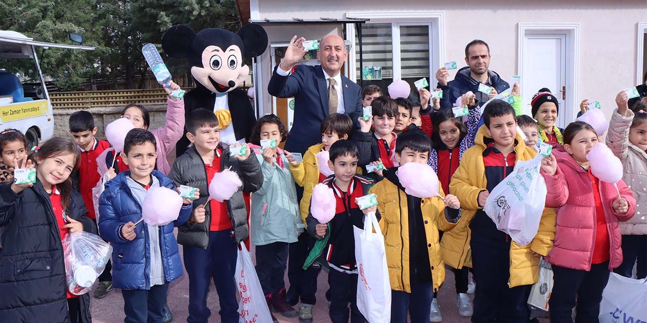 Öğrenciler, çevreyi koruyarak hediyeli puan kazanacak