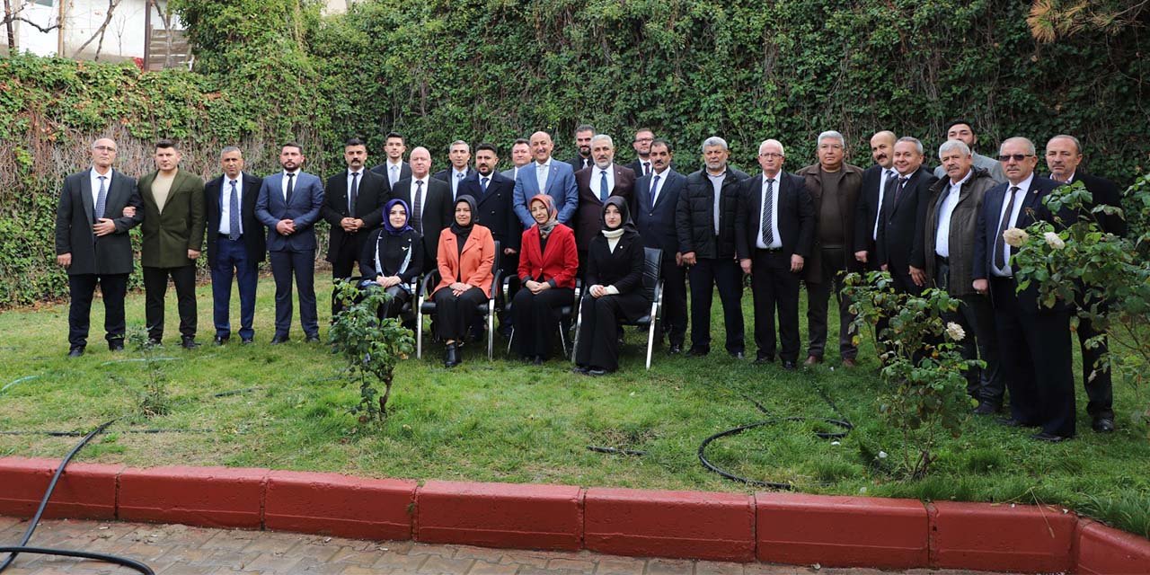 Osman Türkyılmaz, belediye ve il genel meclis üyeleriyle seçime hazır