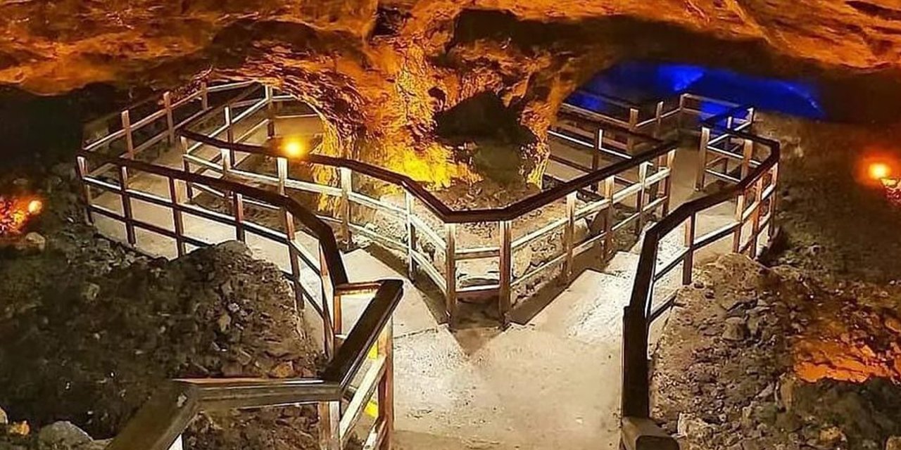 Tarihi Sulu Mağara ziyaretçilerini ağırlıyor