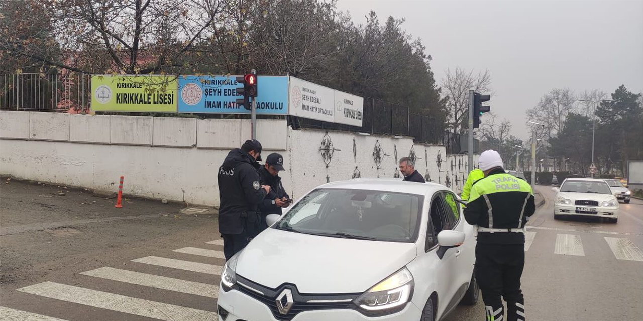 Kırıkkale’de okul önlerinde denetim