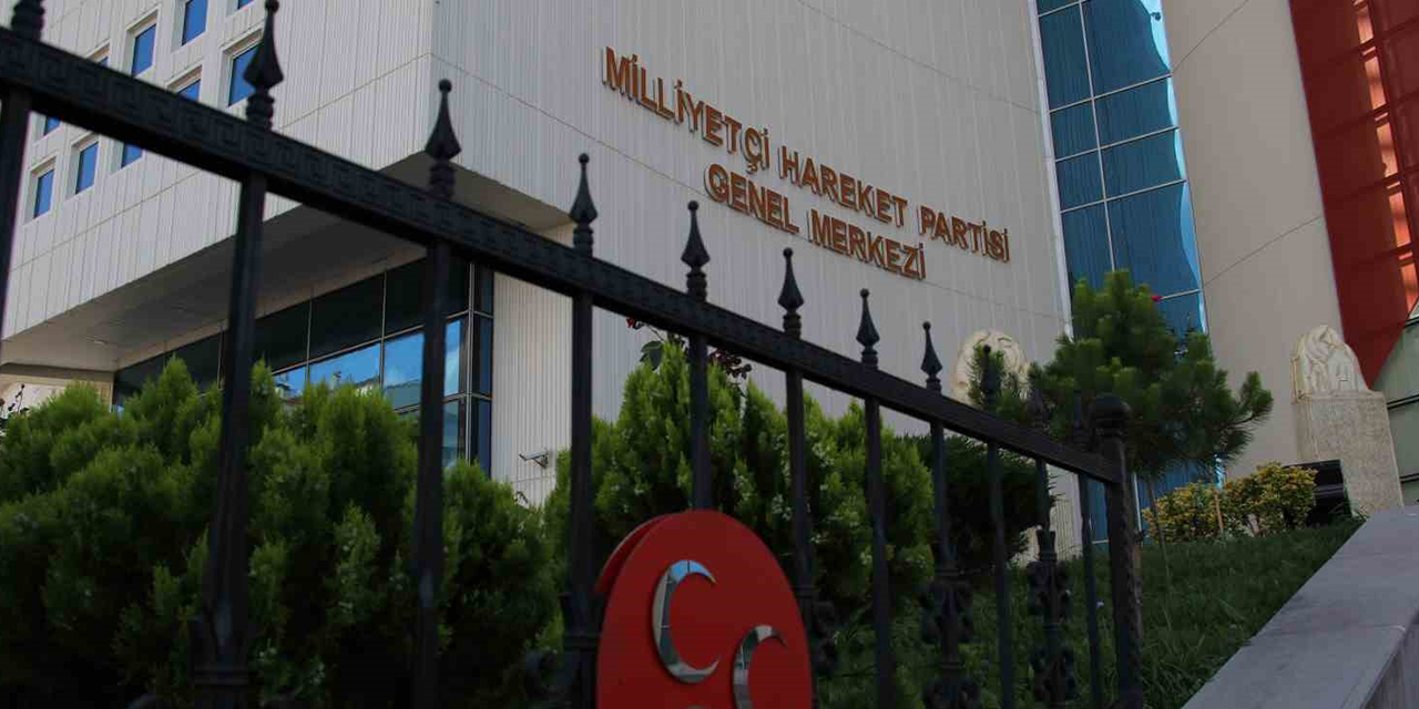 MHP 2 il ve 53 ilçe belediye başkan adayını daha açıkladı