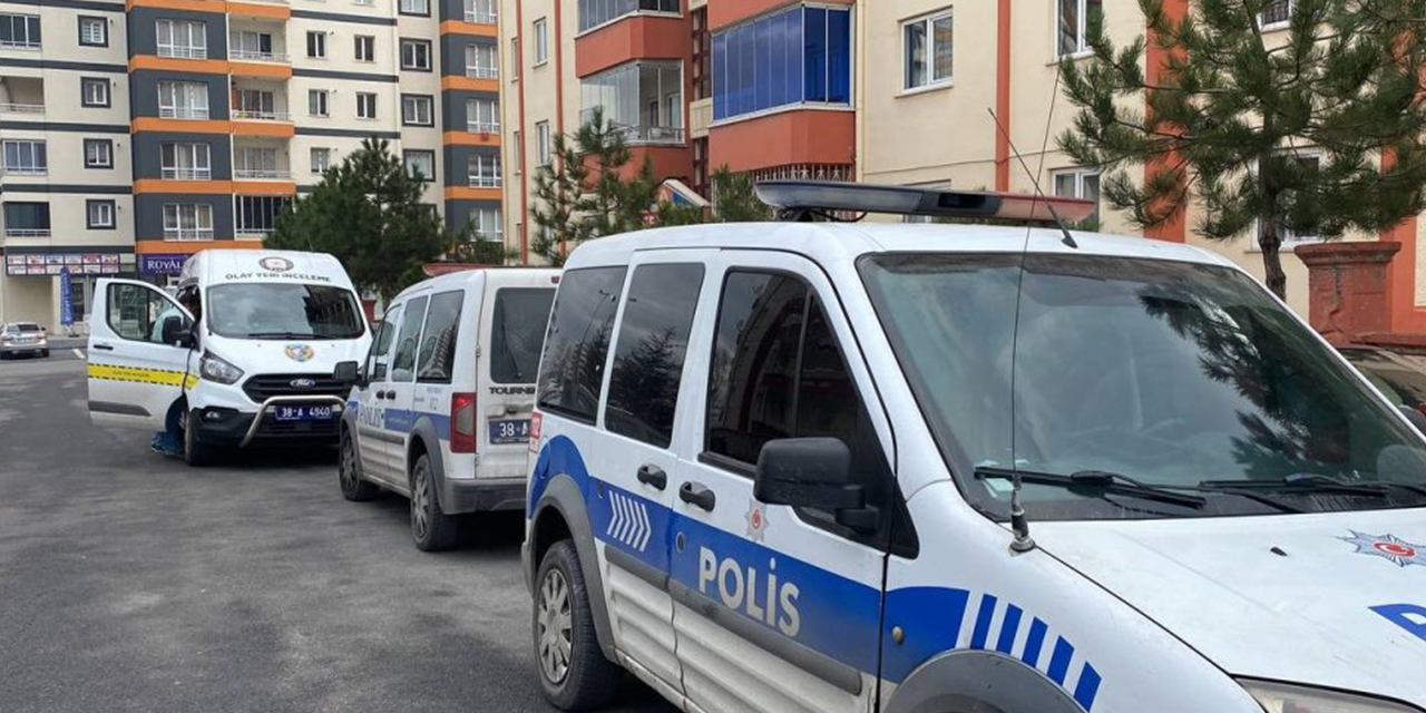 Kayseri’de şüpheli ölüm: Yalnız yaşayan adamı kız kardeşi ölü buldu