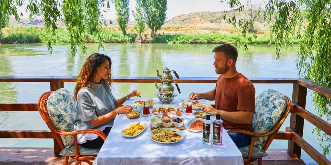 Seyahate çıkanlar arkadaş veya akraba evinde kaldı