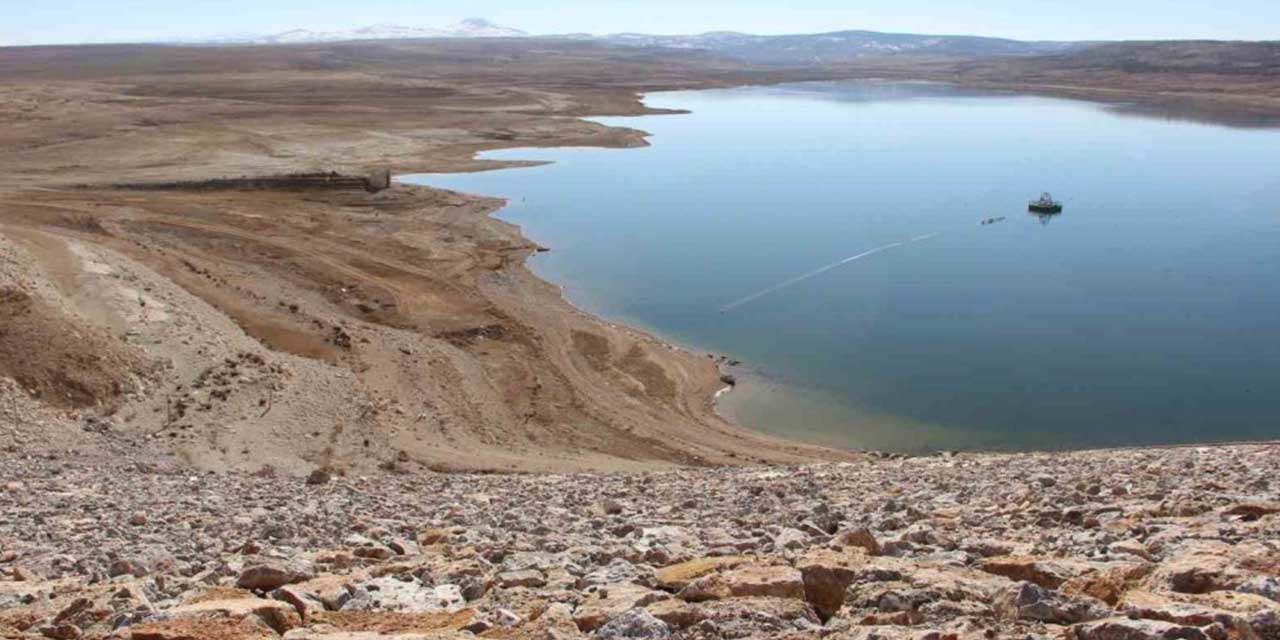Karaman’ın can damarı olan Yeşildere barajında sadece 9 milyon metreküp su kaldı