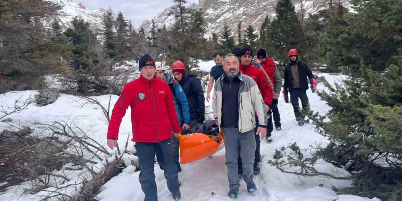 Aladağlar’da tırmanış yaparken düşen dağcı yaralandı