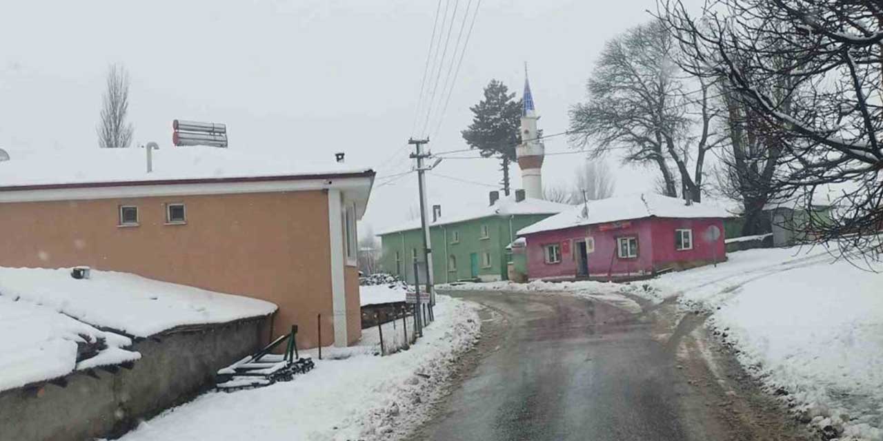 Eskişehir’in yüksek kesimleri beyaza büründü