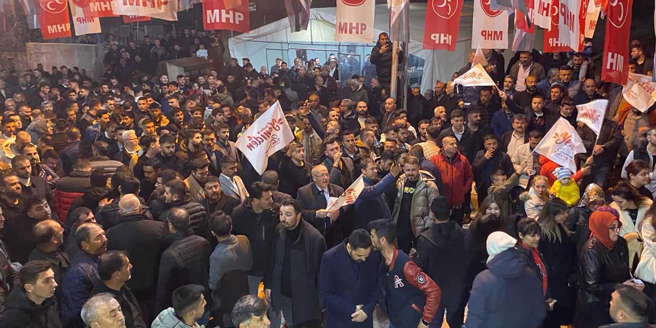 Osman Türkyılmaz’a miting gibi destek!