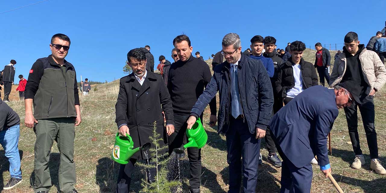 Pastacılar ve aşçılar yarınlar için fidan dikti