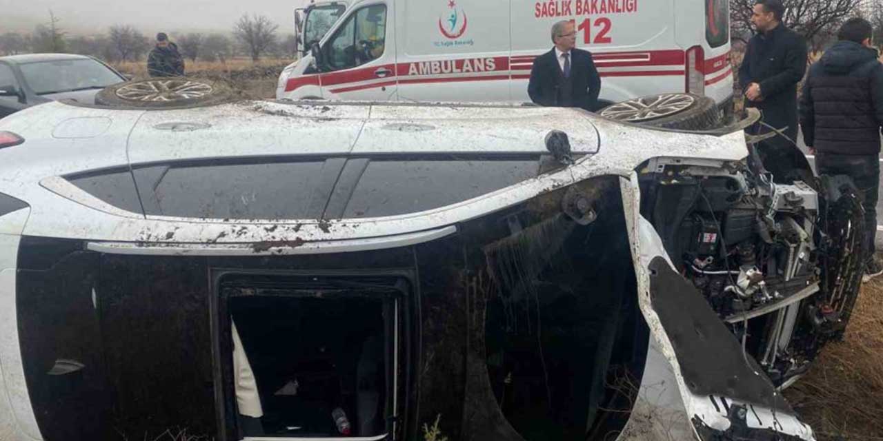 Niğde’de otomobil takla attı, 3 öğretmen yaralandı