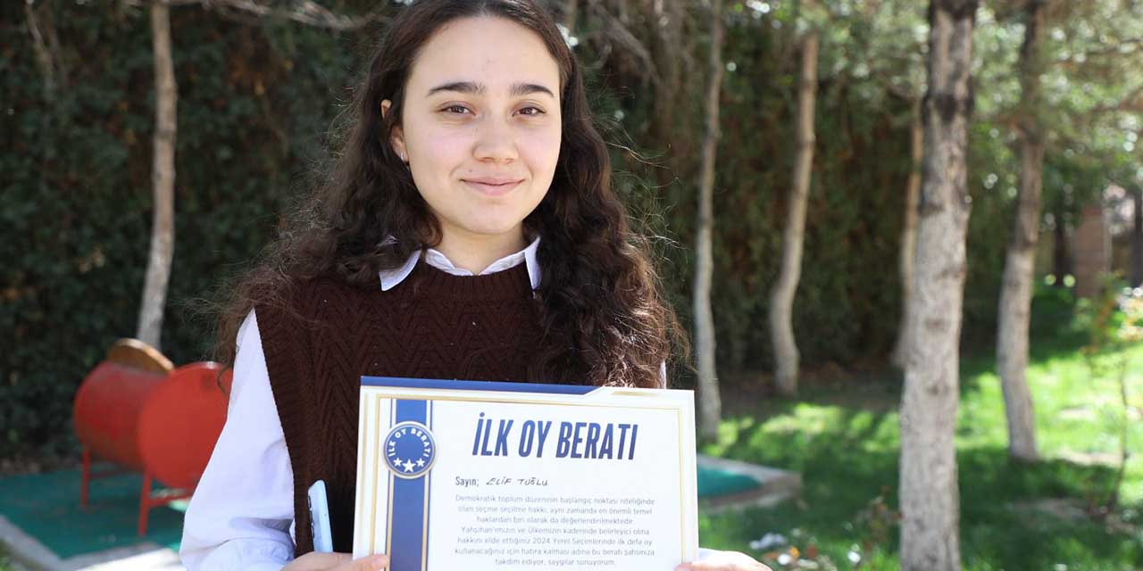 İlk oy kullanacaklara ‘berat’ hediyesi