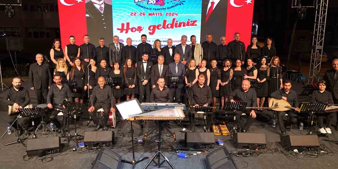 Memurlar korosundan muhteşem konser