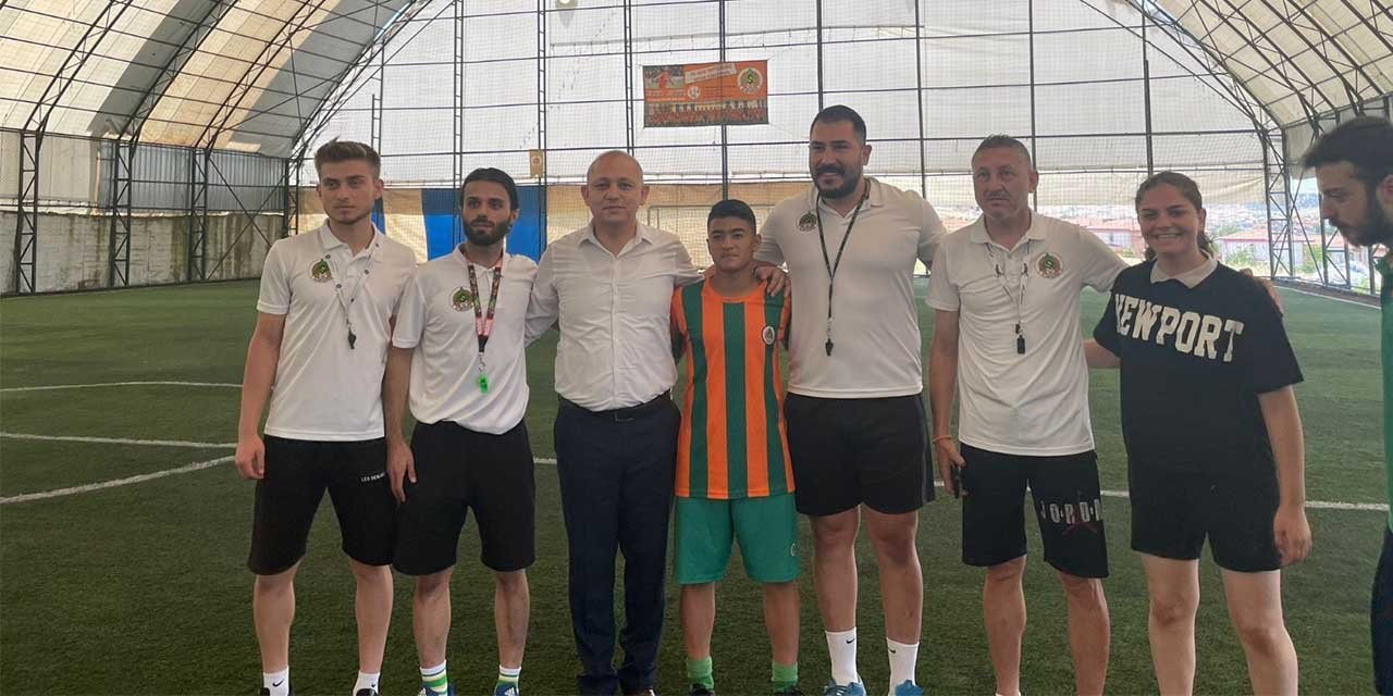Akademi Futbol Okulu, Alanyaspor’un temsilcisi oldu