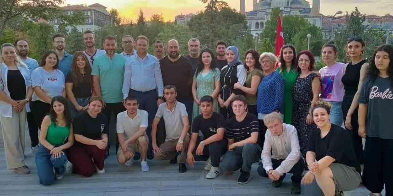 Kırıkkale’de tiyatro sanatı gençlerle buluşuyor