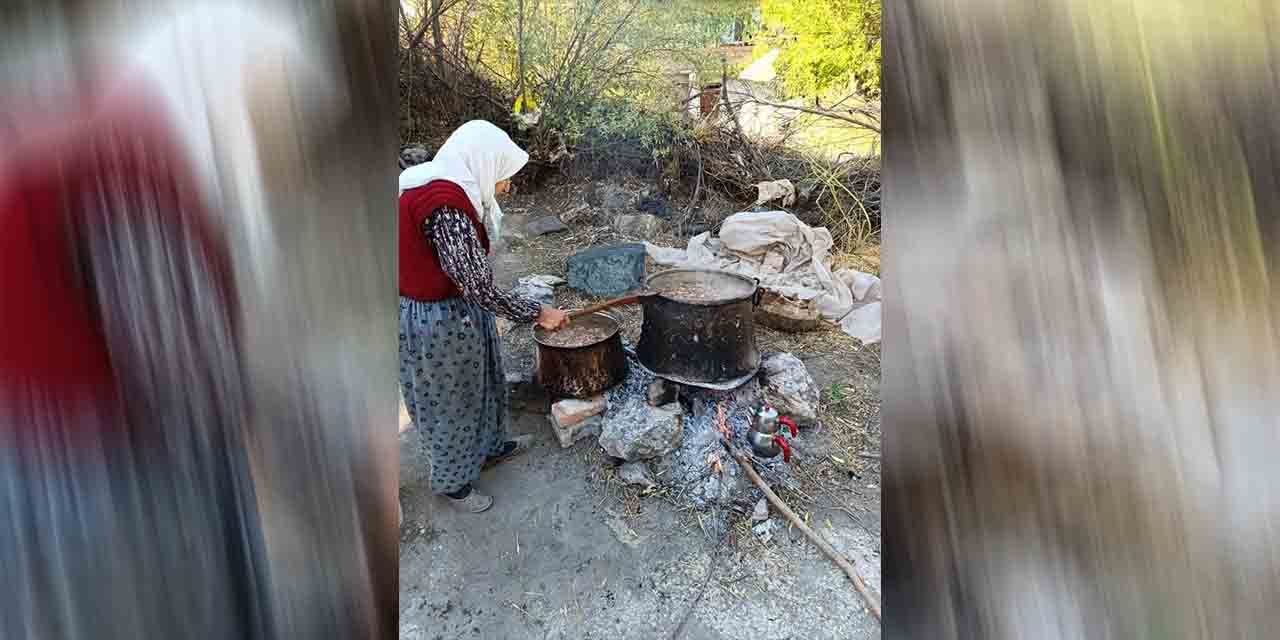 Kılıçlar köyünde Ayşe Ana'dan geleneksel aşure