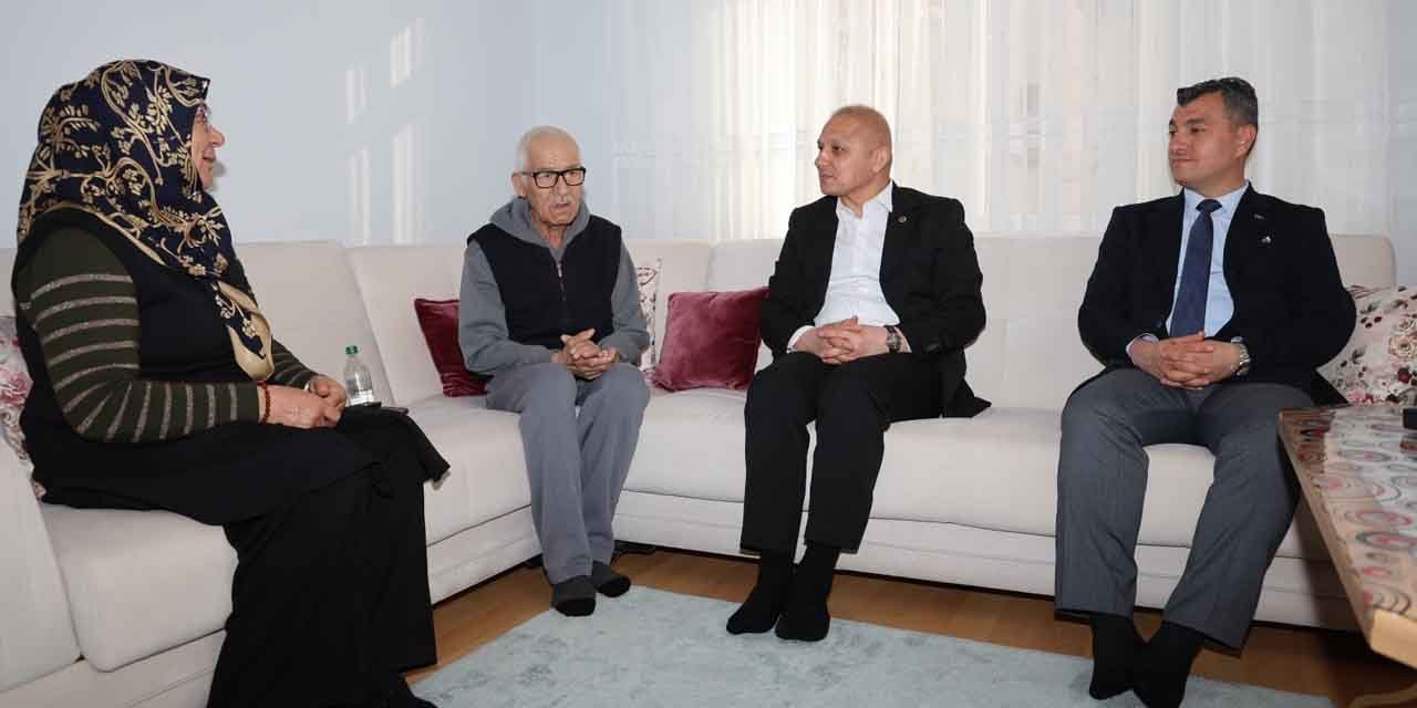 Şehit ailelerine duygusal ziyaret