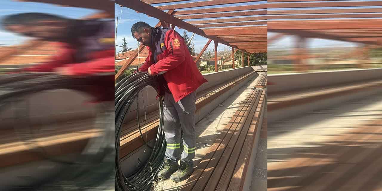 Hacılar Kasabası’nda meydan yenileniyor