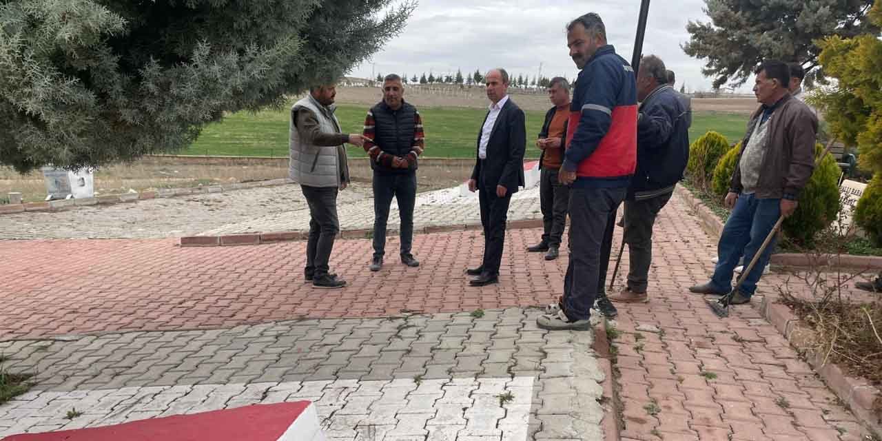 Balışeyh’te mezarlıklar bayrama hazırlanıyor