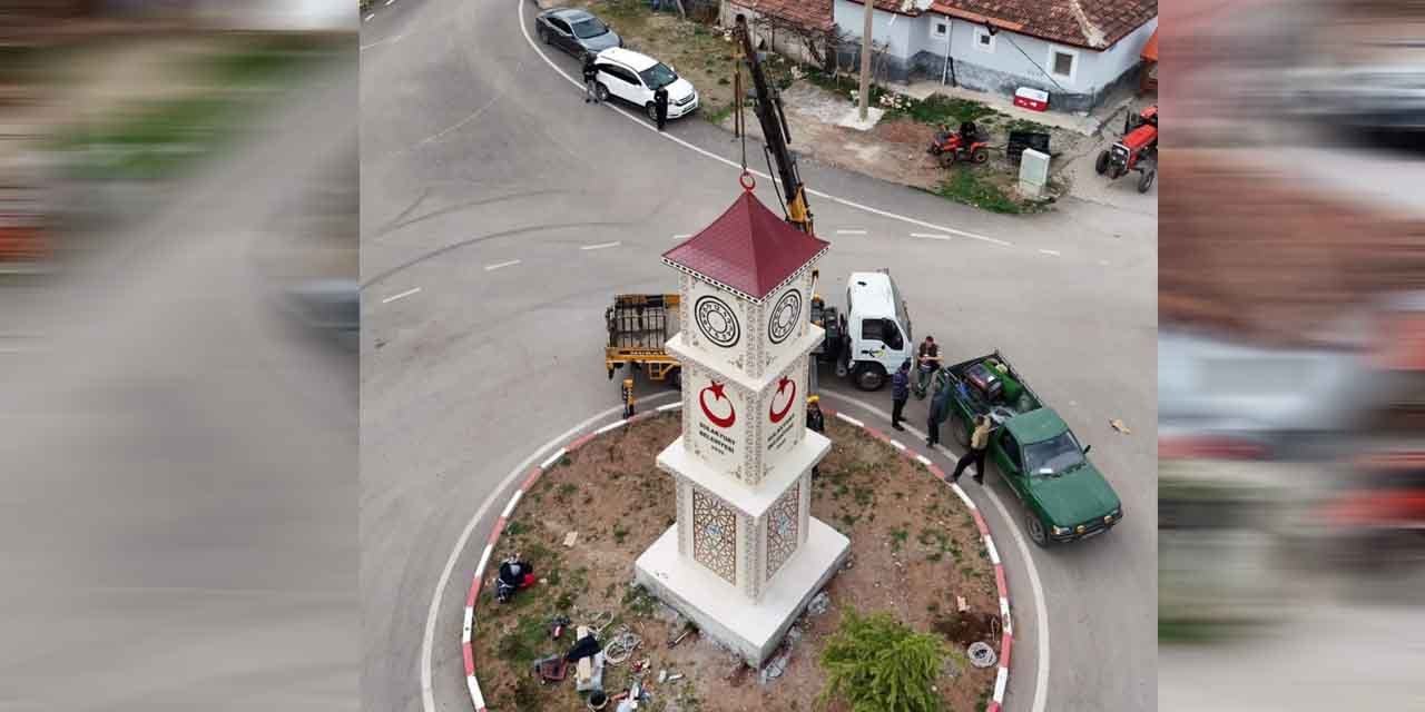 Sulakyurt meydanına saat kulesi