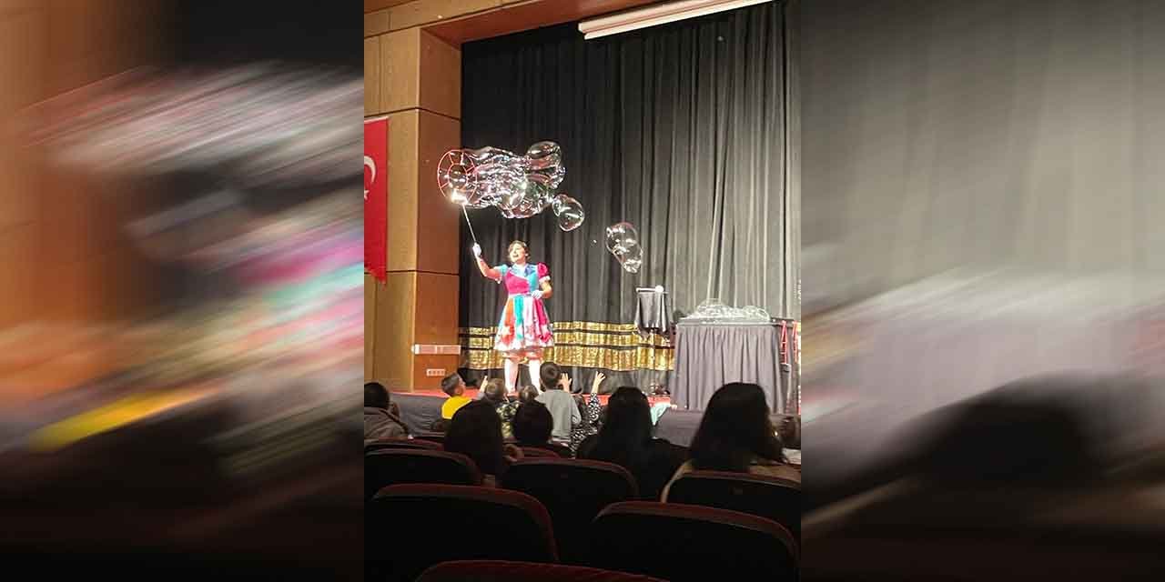 Kültür Merkezinde "Bubble Show" etkinliği