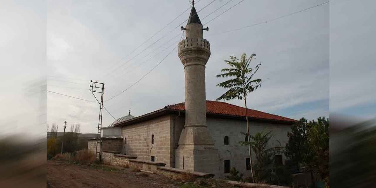 Evliya Çelebi’nin övdüğü cami hala ayakta