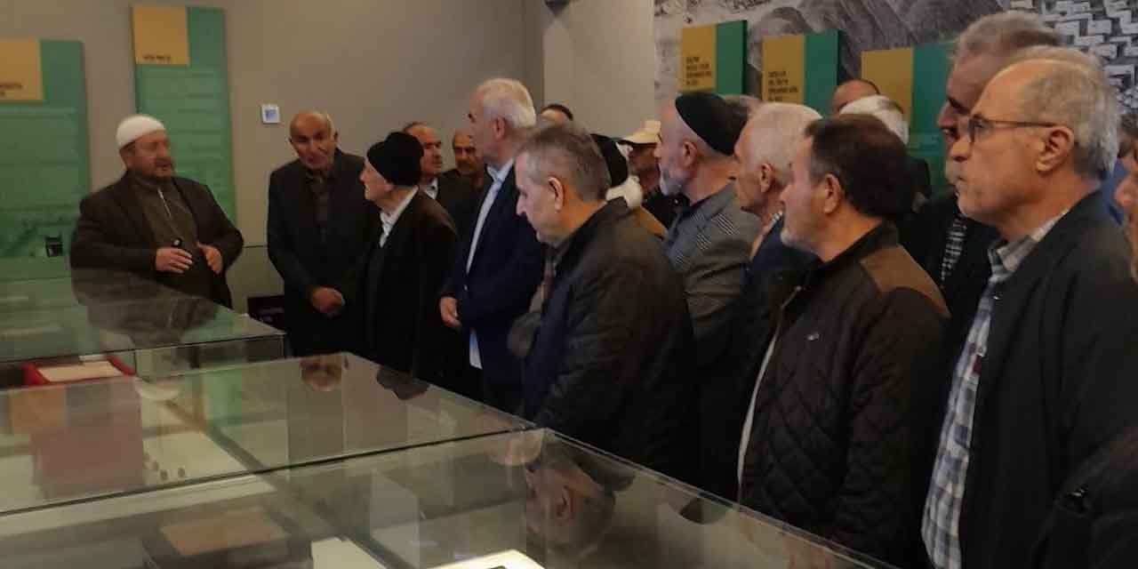 Hacı adaylarına takdirlik uygulamalı hac eğitimi