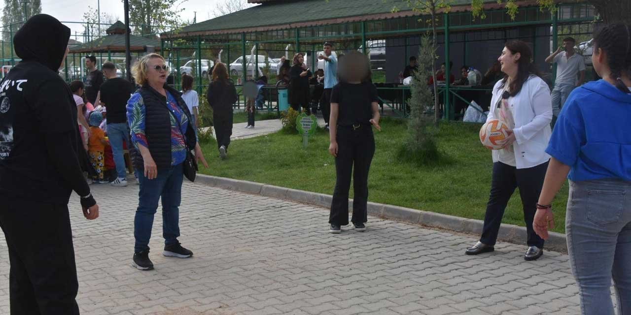 Devlet korumasındaki çocuklarla anlamlı piknik