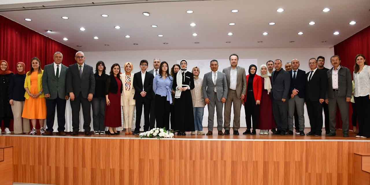 Sâmiha Ayverdi il paneli yapıldı