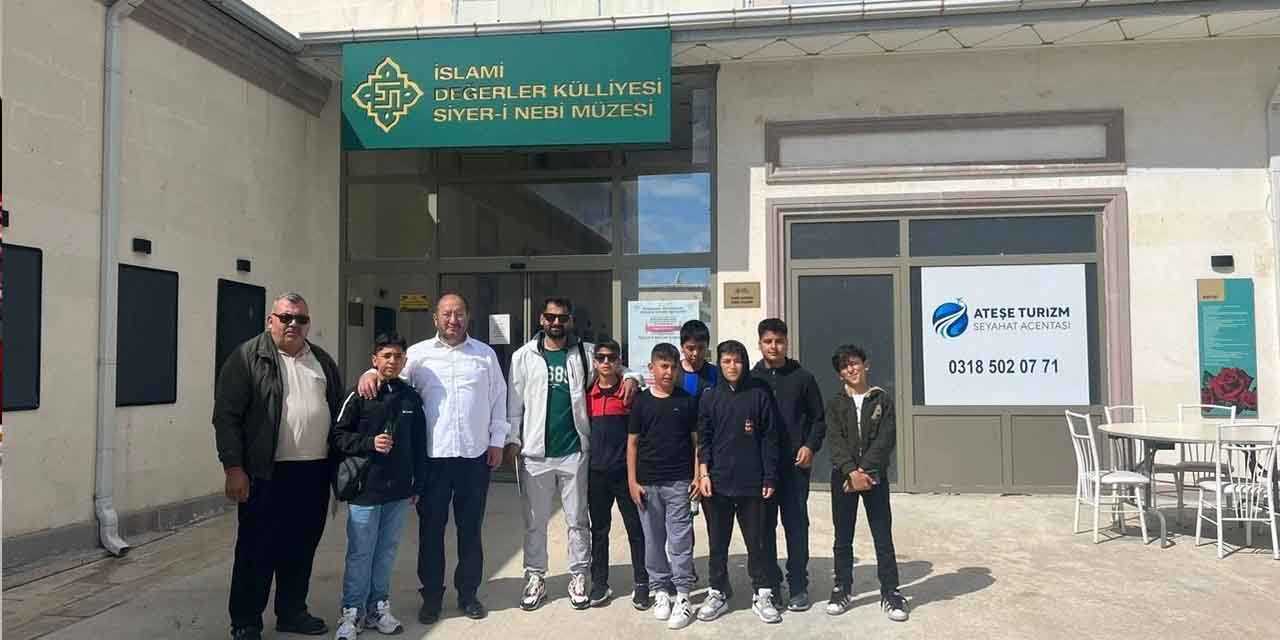Genç sporculardan manevi durağa ziyaret