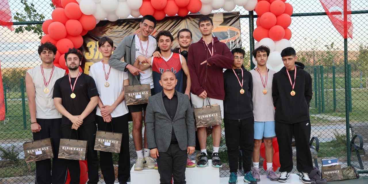 Millet Bahçesi’nde pota heyecanı
